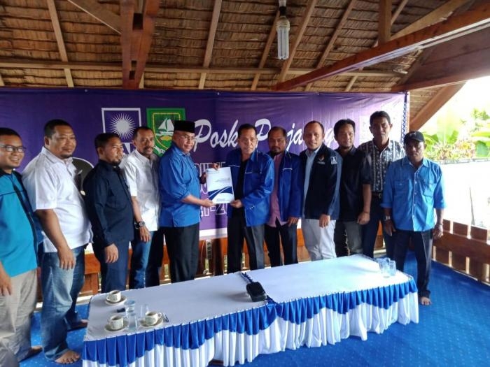 Serius Maju Pilkada Bengkalis, Masuri Tandatangani Surat Pernyataan di Kantor PAN Bengkalis